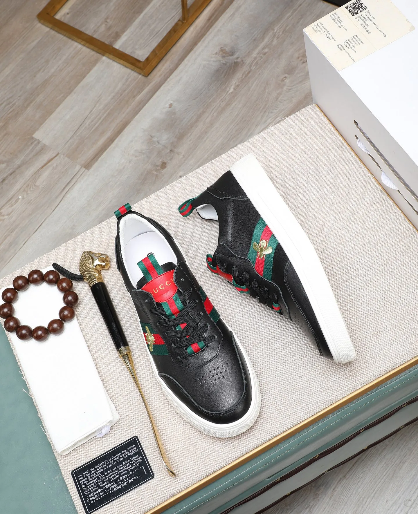 Men's shoes 💰460 GUCCI🔍🔍The latest models are on sale at the same time at the counter. Original calfskin imported from Italy, genuine leather lining, (high-end, extravagant, and classy) with exquisite workmanship. Soles: Original soles specially provided by the original factory. ⚠Exclusive double-layer movable molded soles are super comfortable⚠. Photos of the real thing🎬The real thing is even better🔍🔍"High quality·Follow the order" Code number 38-44
